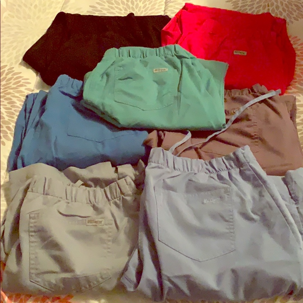 7 pair of Greys anatomy and Cherokee scrubs